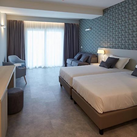 维拉皮亚纳 Aldiana Club Calabria酒店 外观 照片