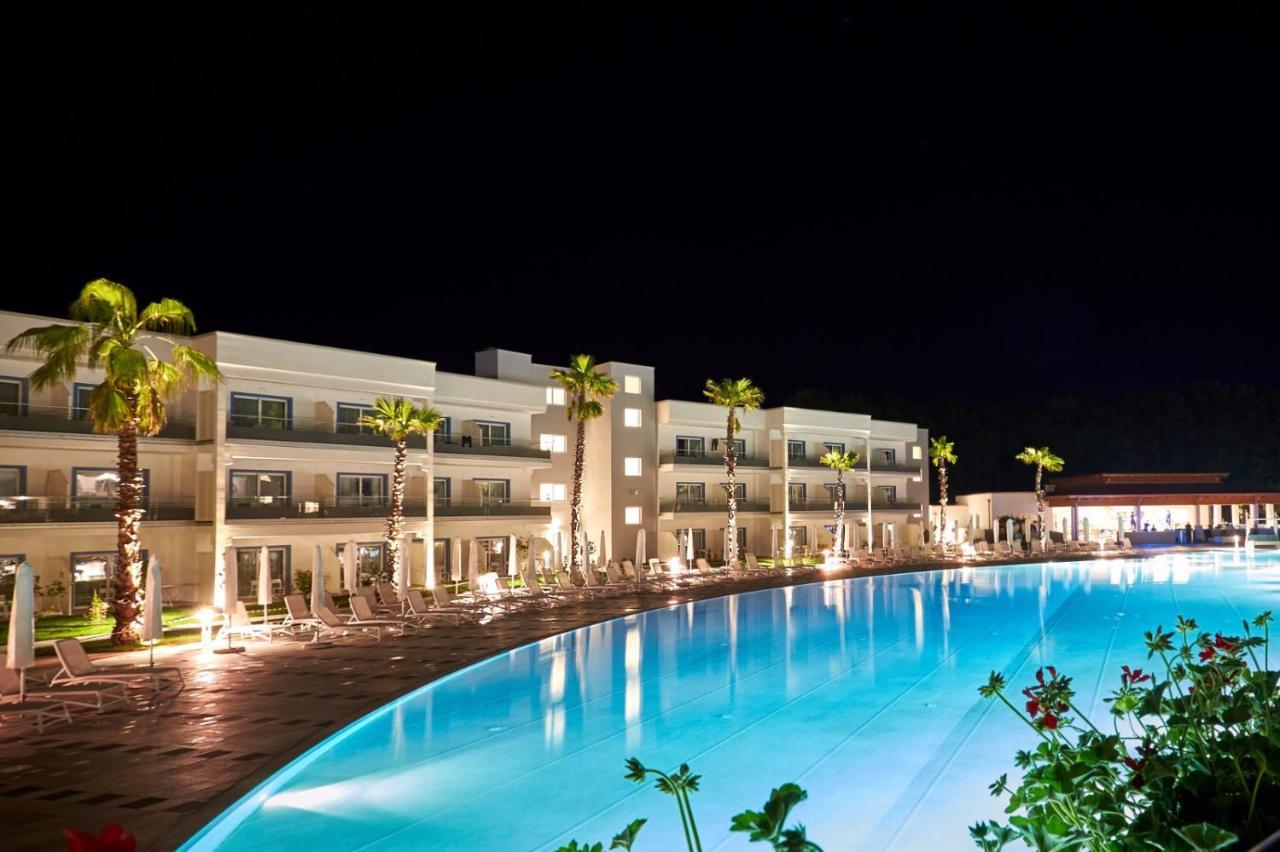 维拉皮亚纳 Aldiana Club Calabria酒店 外观 照片