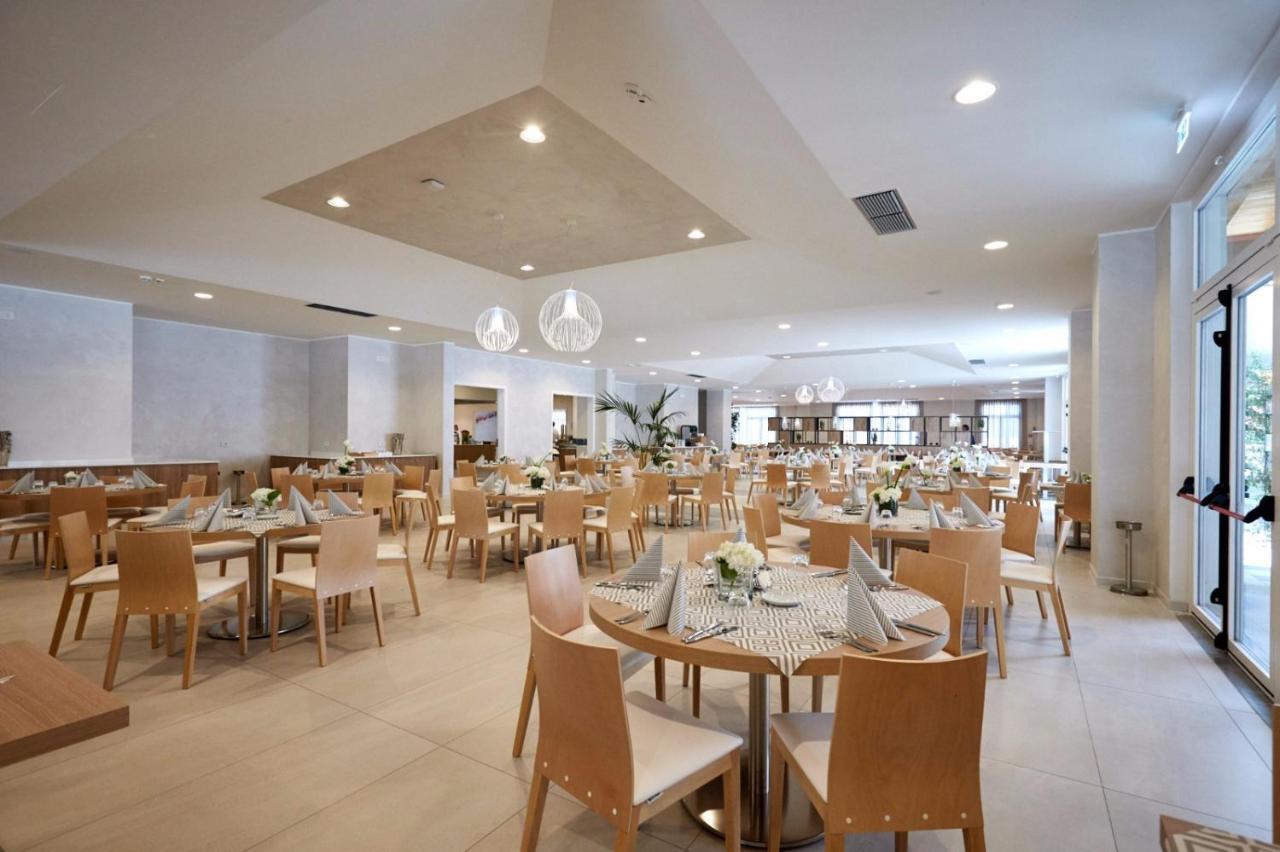 维拉皮亚纳 Aldiana Club Calabria酒店 外观 照片